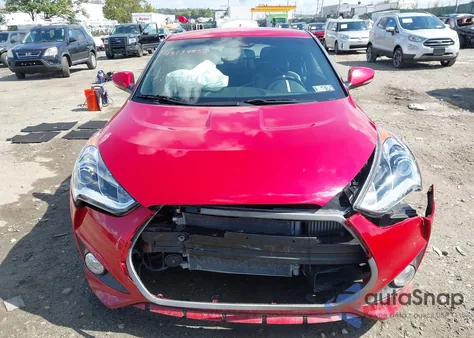 2016 Hyundai Veloster Turbo z USA, uszkodzony, nr VIN KMHTC6AE5GU304098